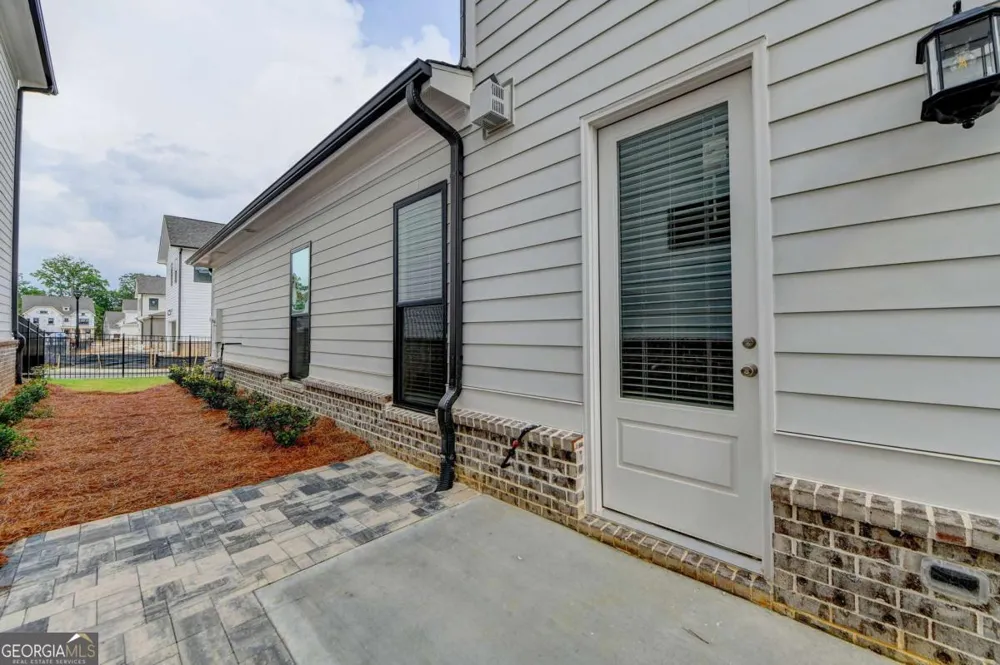 4536 Molder DR Buford, GA 30518