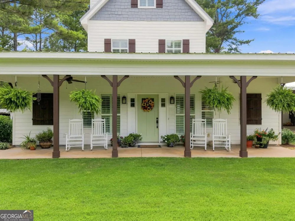 216 Mockingbird LN Brooks, GA 30205