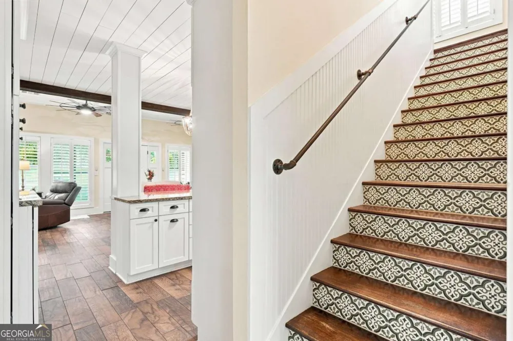 216 Mockingbird LN Brooks, GA 30205