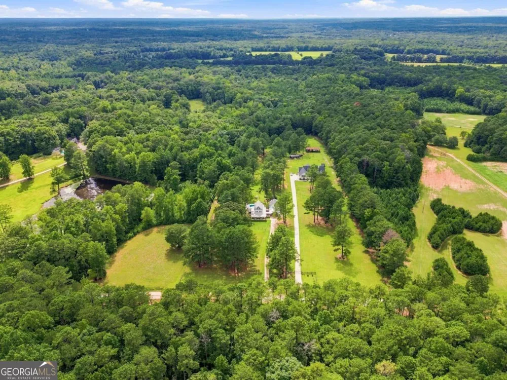 216 Mockingbird LN Brooks, GA 30205
