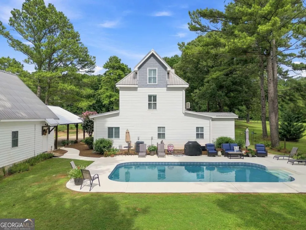 216 Mockingbird LN Brooks, GA 30205