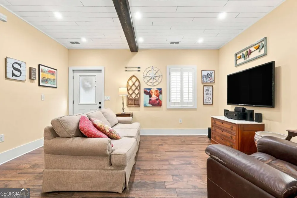 216 Mockingbird LN Brooks, GA 30205