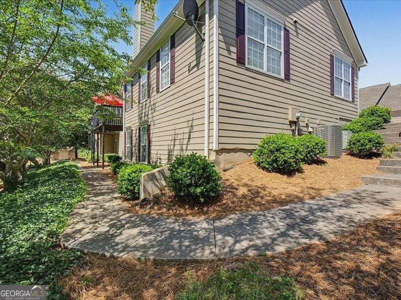 130 Camry CIR Dallas, GA 30157