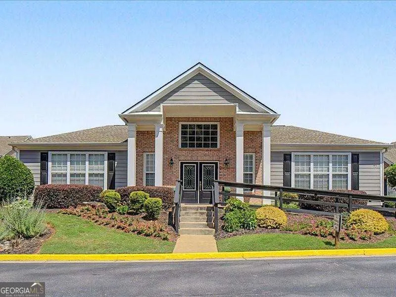 130 Camry CIR Dallas, GA 30157