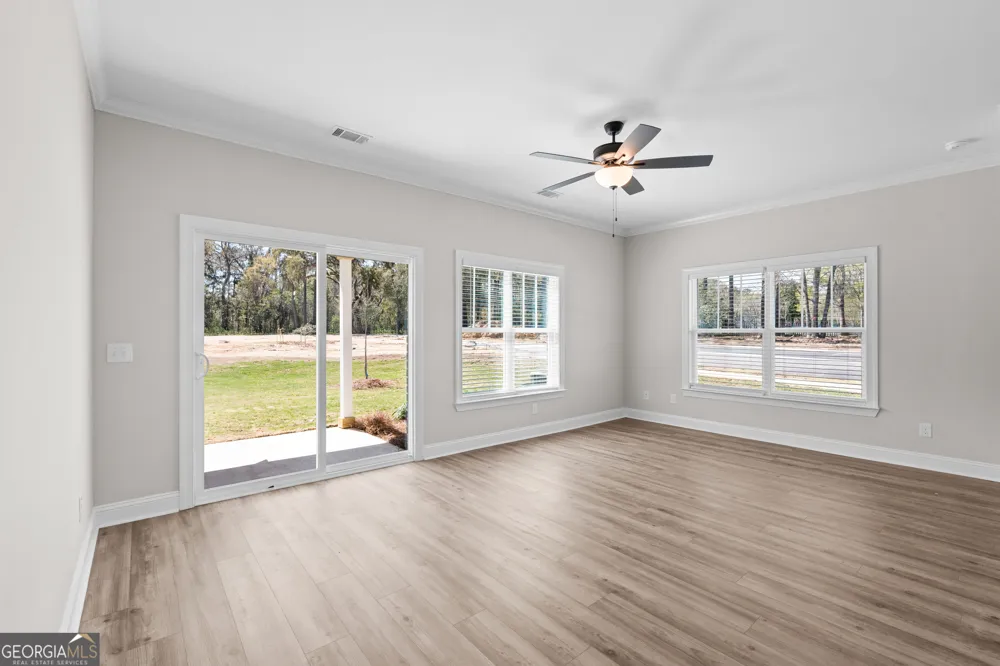 15 Azalea LN Richmond Hill, GA 31324
