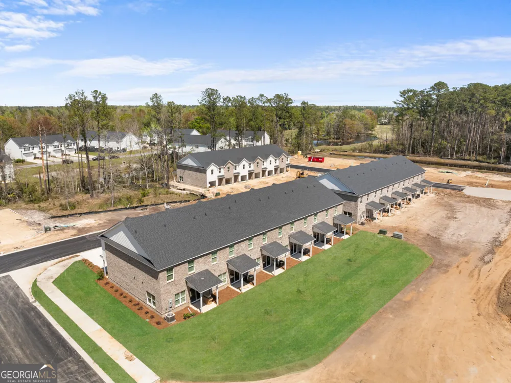 15 Azalea LN Richmond Hill, GA 31324