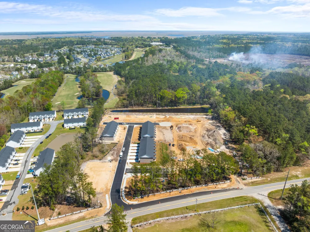 15 Azalea LN Richmond Hill, GA 31324