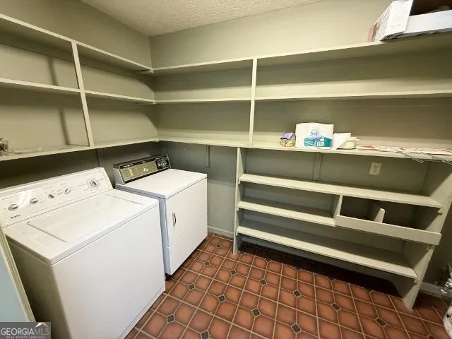 817 Golf DR Swainsboro, GA 30401