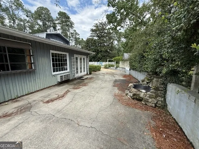 817 Golf DR Swainsboro, GA 30401