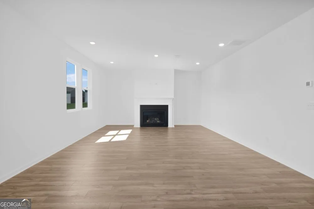 3991 Alderstone DR Flowery Branch, GA 30542