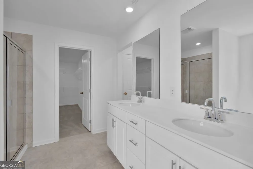 3991 Alderstone DR Flowery Branch, GA 30542