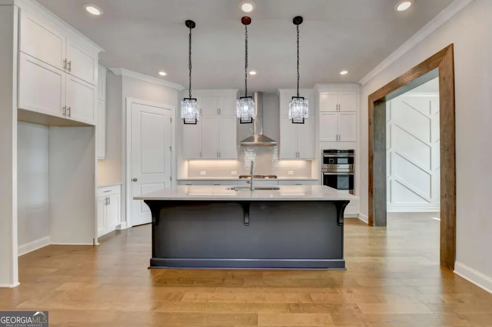 4536 Molder DR Buford, GA 30518
