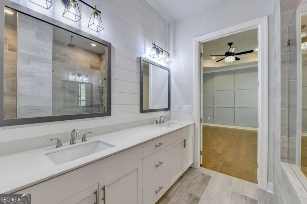 4536 Molder DR Buford, GA 30518