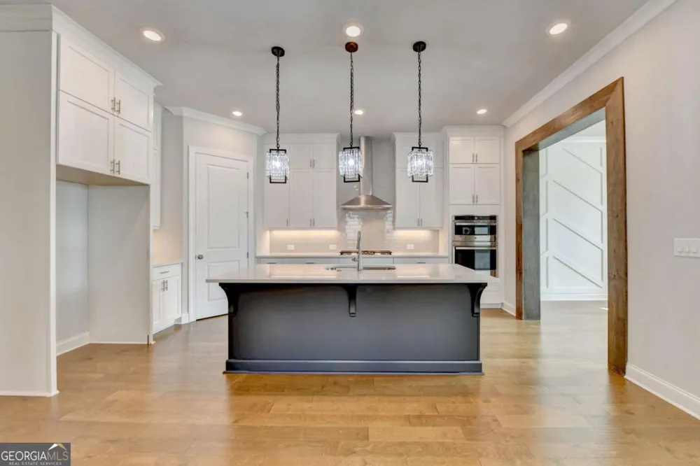 4536 Molder DR Buford, GA 30518