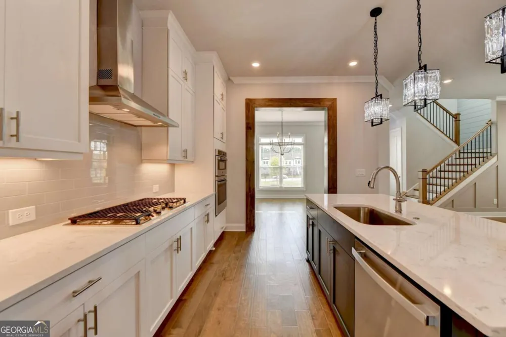 4536 Molder DR Buford, GA 30518