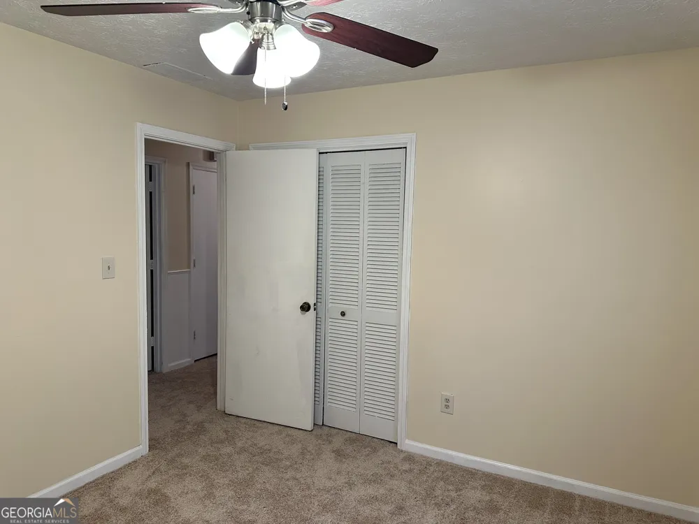 178 Hill LN Ellenwood, GA 30294