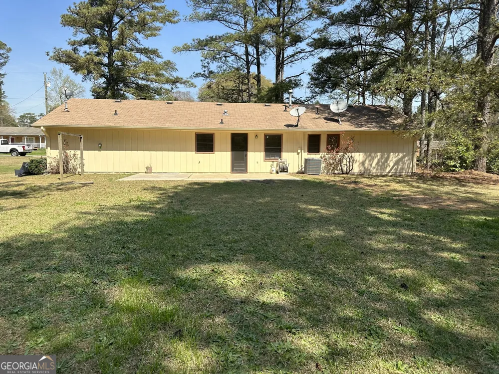 178 Hill LN Ellenwood, GA 30294