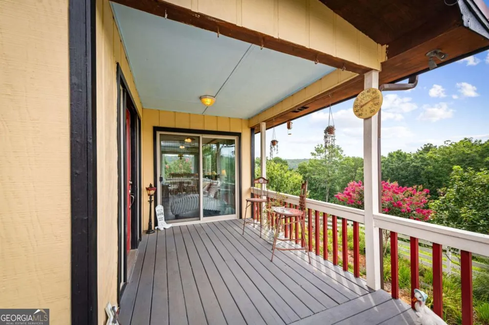 90 Fox RUN Blue Ridge, GA 30513