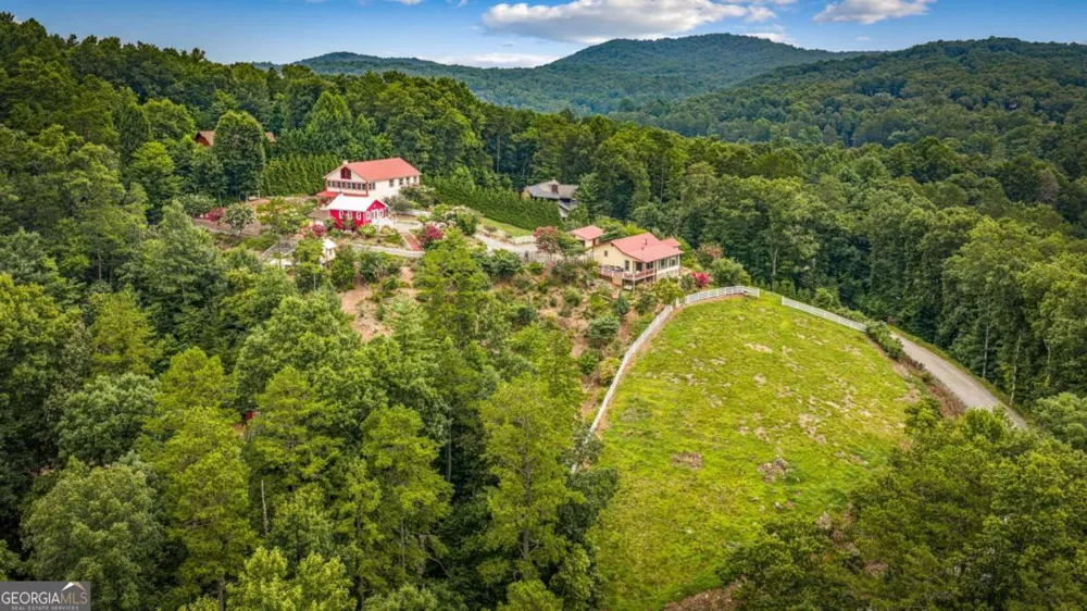 90 Fox RUN Blue Ridge, GA 30513