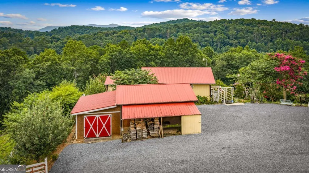 90 Fox RUN Blue Ridge, GA 30513