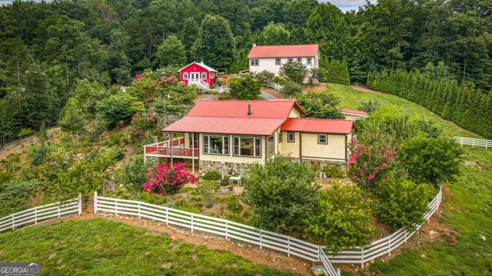 90 Fox RUN Blue Ridge, GA 30513