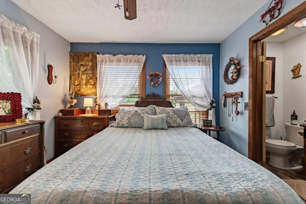 90 Fox RUN Blue Ridge, GA 30513