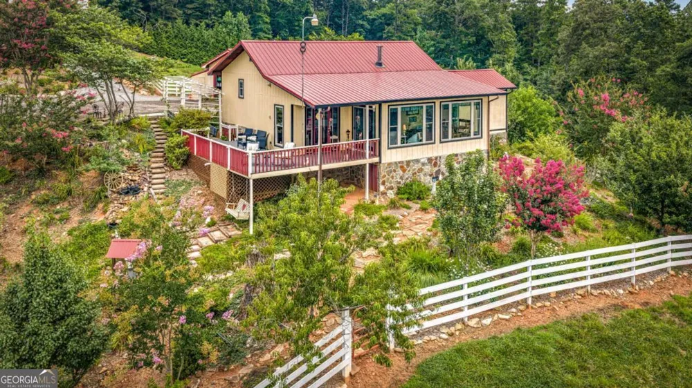 90 Fox RUN Blue Ridge, GA 30513