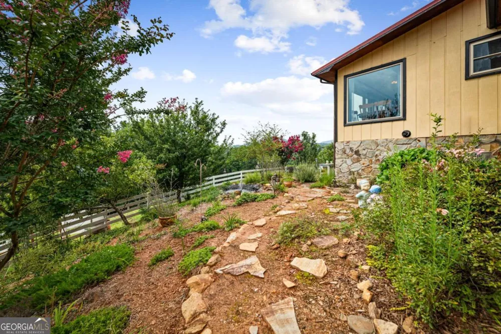 90 Fox RUN Blue Ridge, GA 30513
