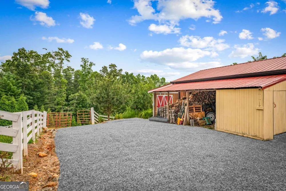 90 Fox RUN Blue Ridge, GA 30513