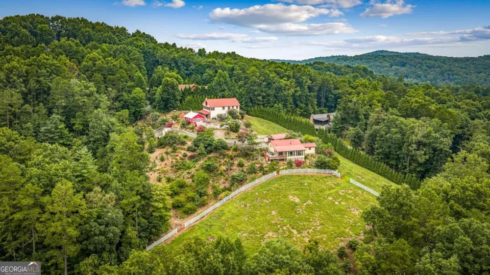 90 Fox RUN Blue Ridge, GA 30513