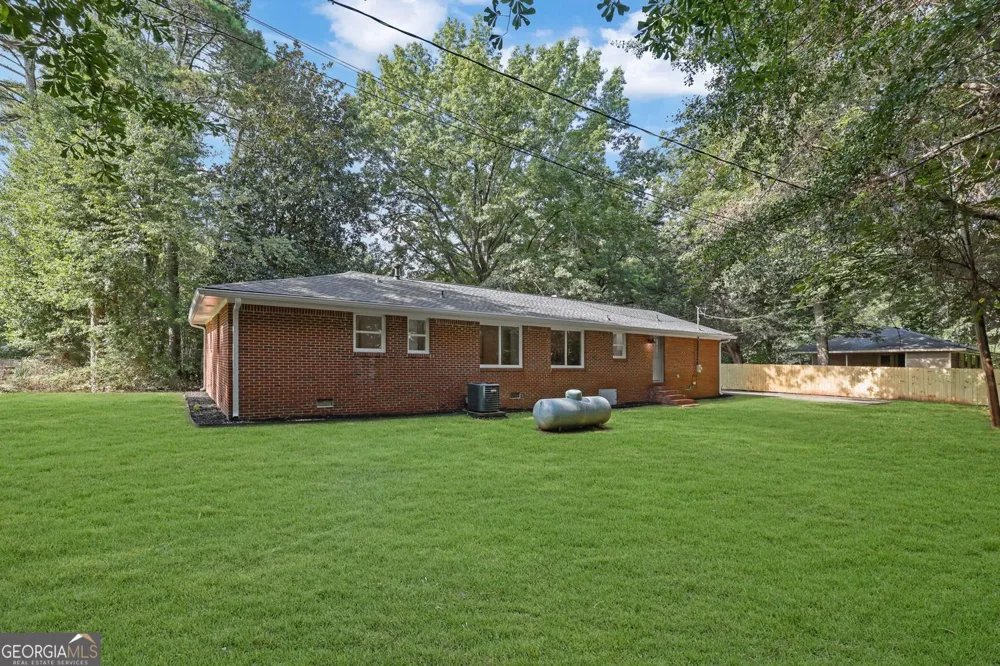 1924 Mountain Creek Church RD NW Monroe, GA 30656