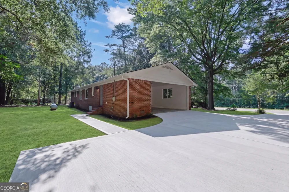1924 Mountain Creek Church RD NW Monroe, GA 30656