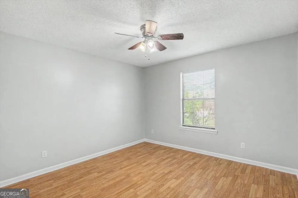 916 Wrenwood LN Hinesville, GA 31313