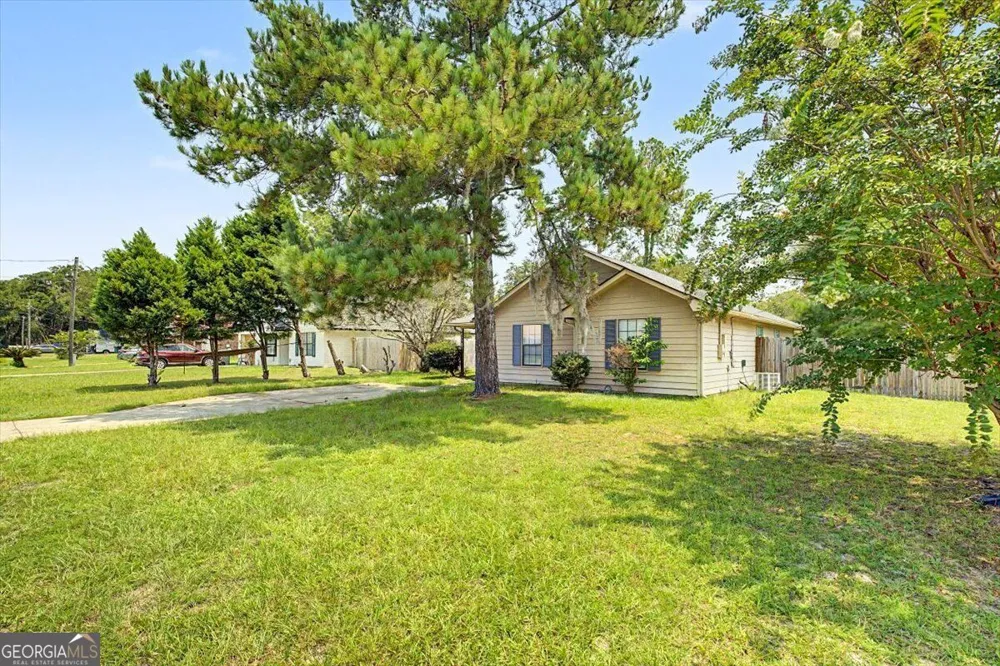 916 Wrenwood LN Hinesville, GA 31313