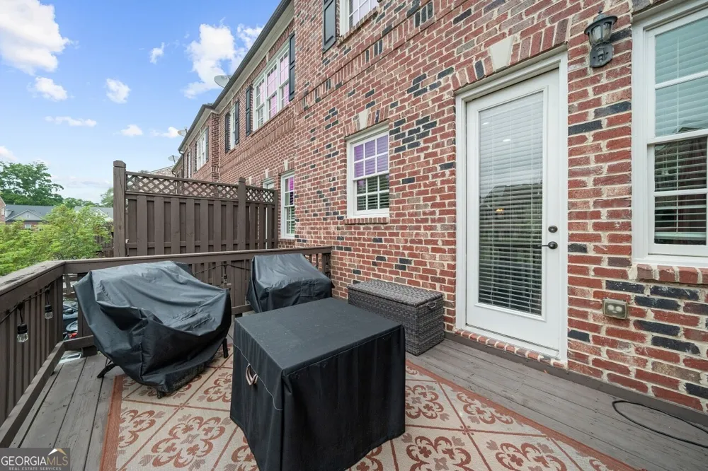 410 Rose Garden LN Alpharetta, GA 30009