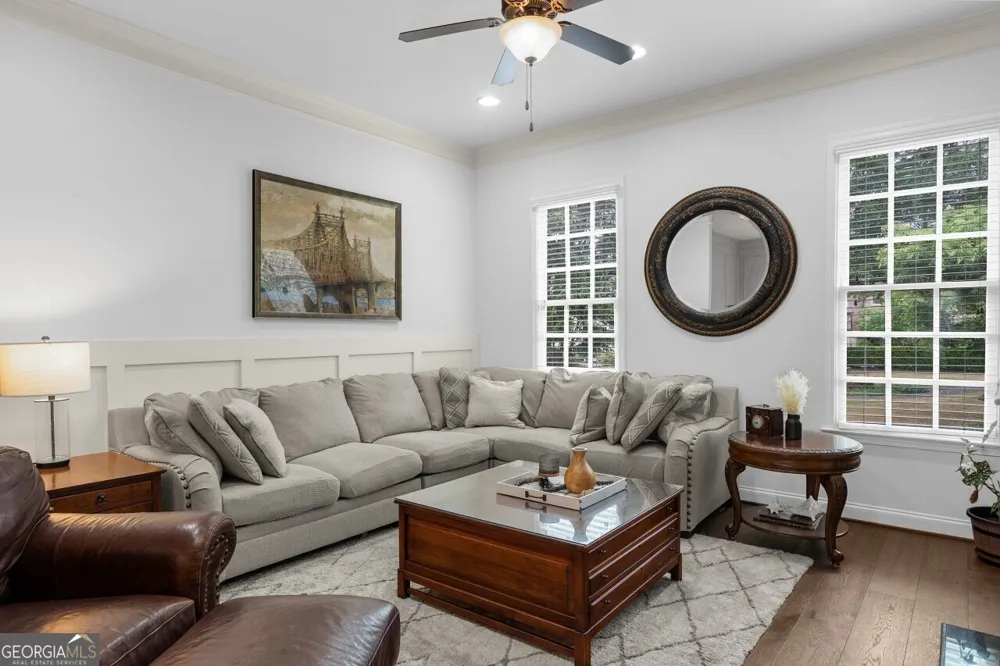 410 Rose Garden LN Alpharetta, GA 30009