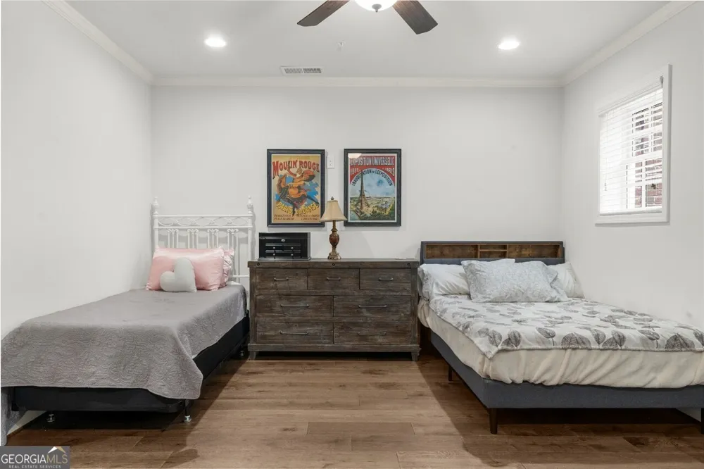 410 Rose Garden LN Alpharetta, GA 30009