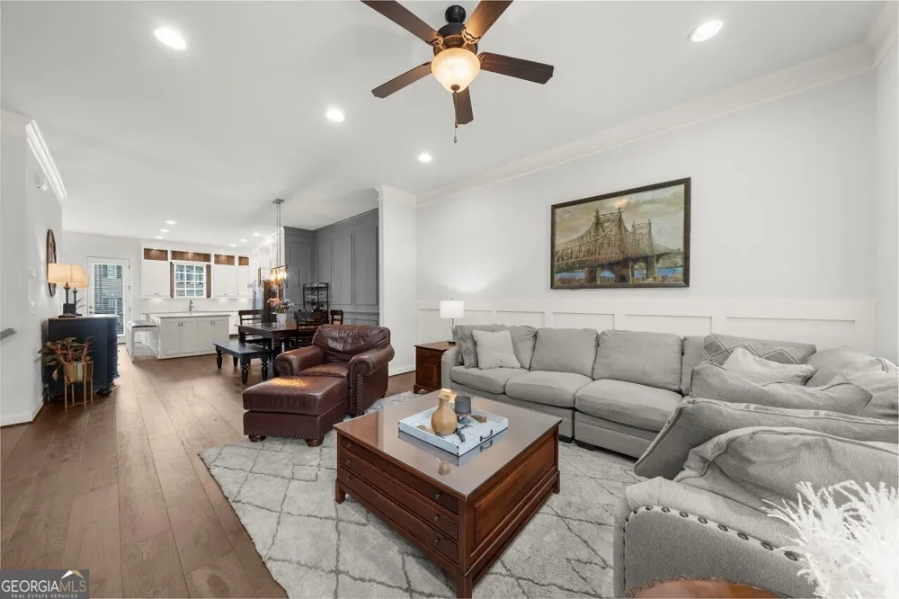410 Rose Garden LN Alpharetta, GA 30009