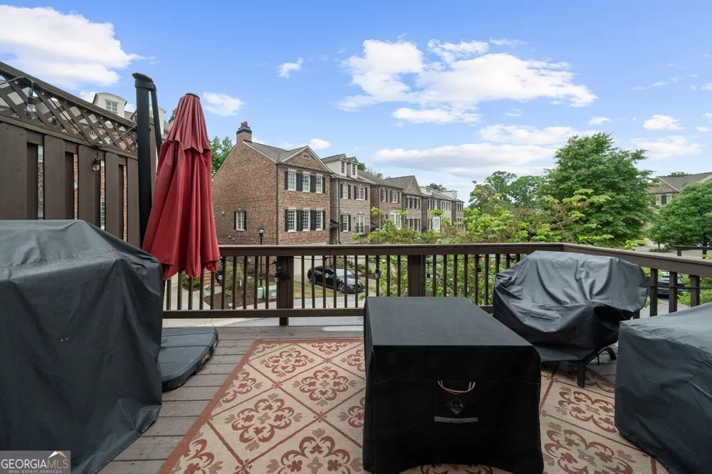 410 Rose Garden LN Alpharetta, GA 30009