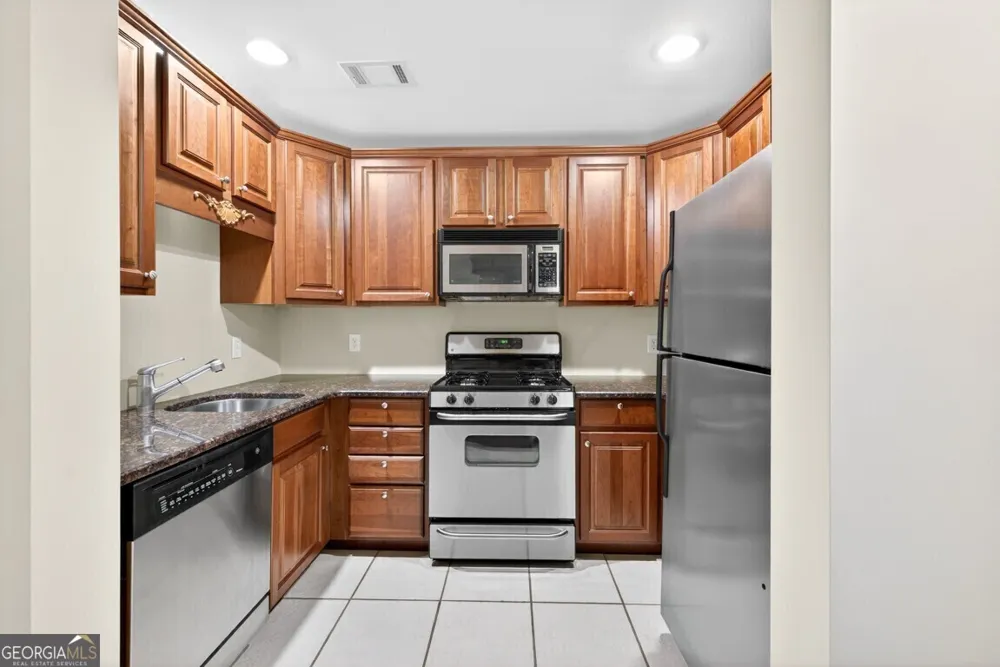 4207 Wyndam Hill DR Suwanee, GA 30024
