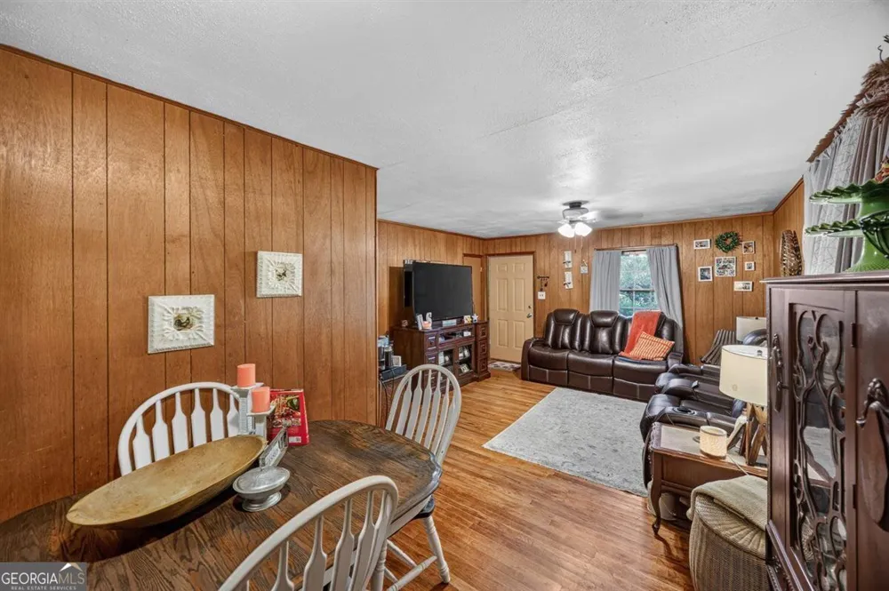 216 Harris ST Warner Robins, GA 31093
