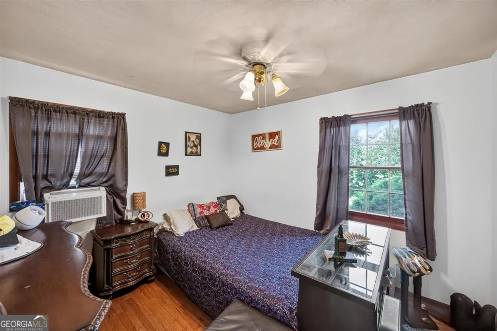 216 Harris ST Warner Robins, GA 31093