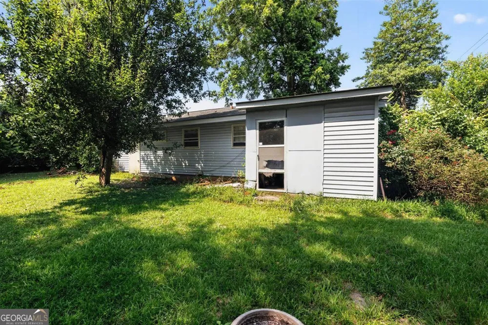 216 Harris ST Warner Robins, GA 31093