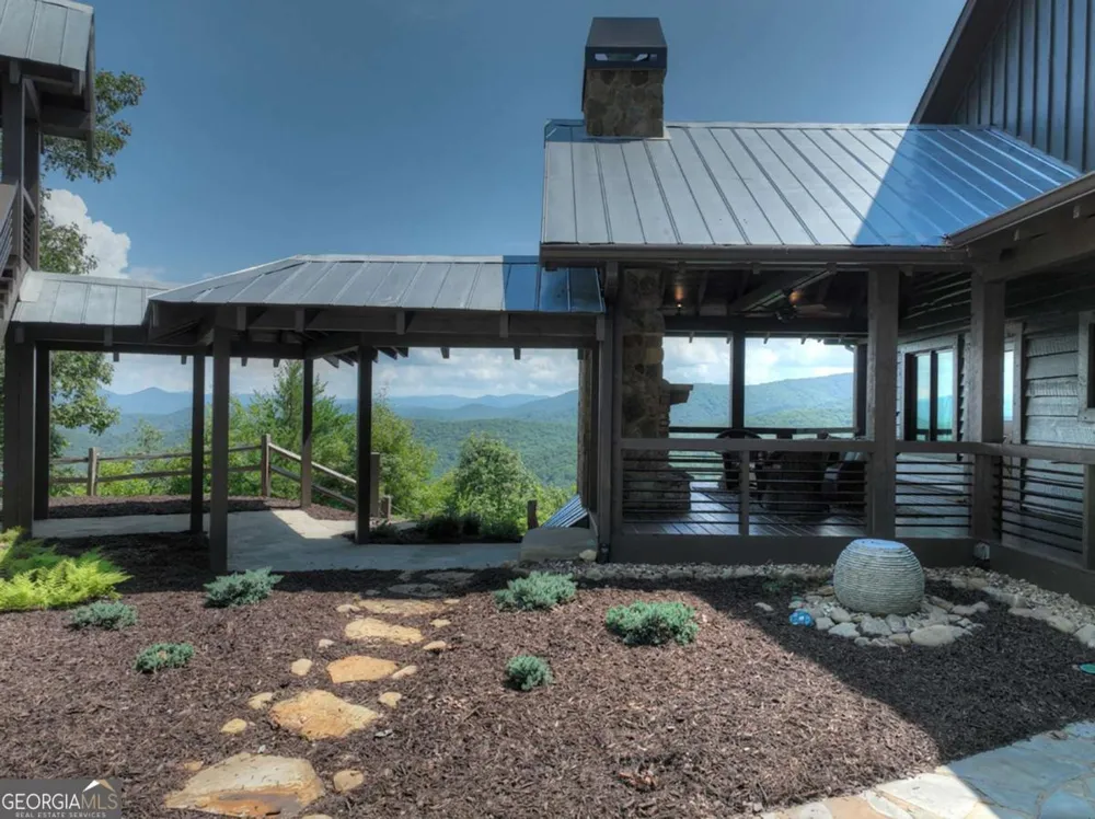 440 Cochise RD Blue Ridge, GA 30513