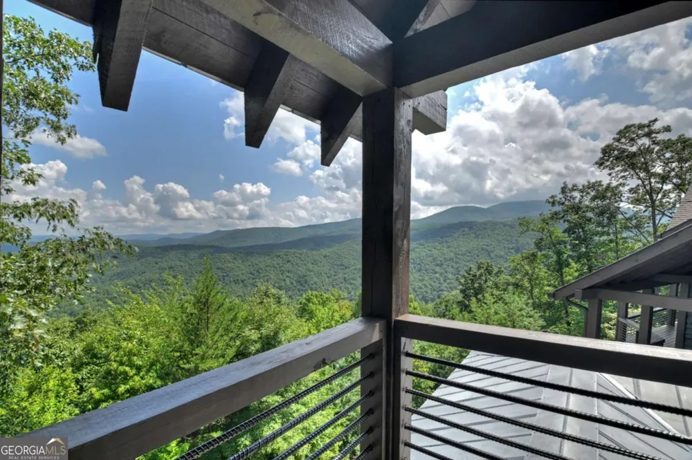 440 Cochise RD Blue Ridge, GA 30513
