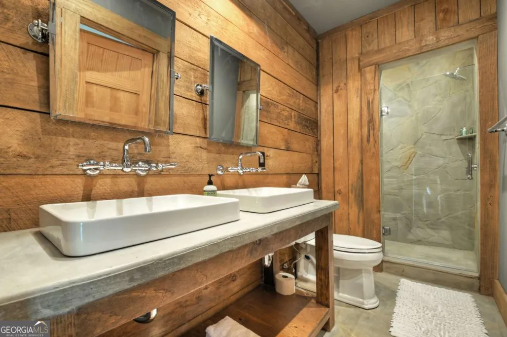 440 Cochise RD Blue Ridge, GA 30513