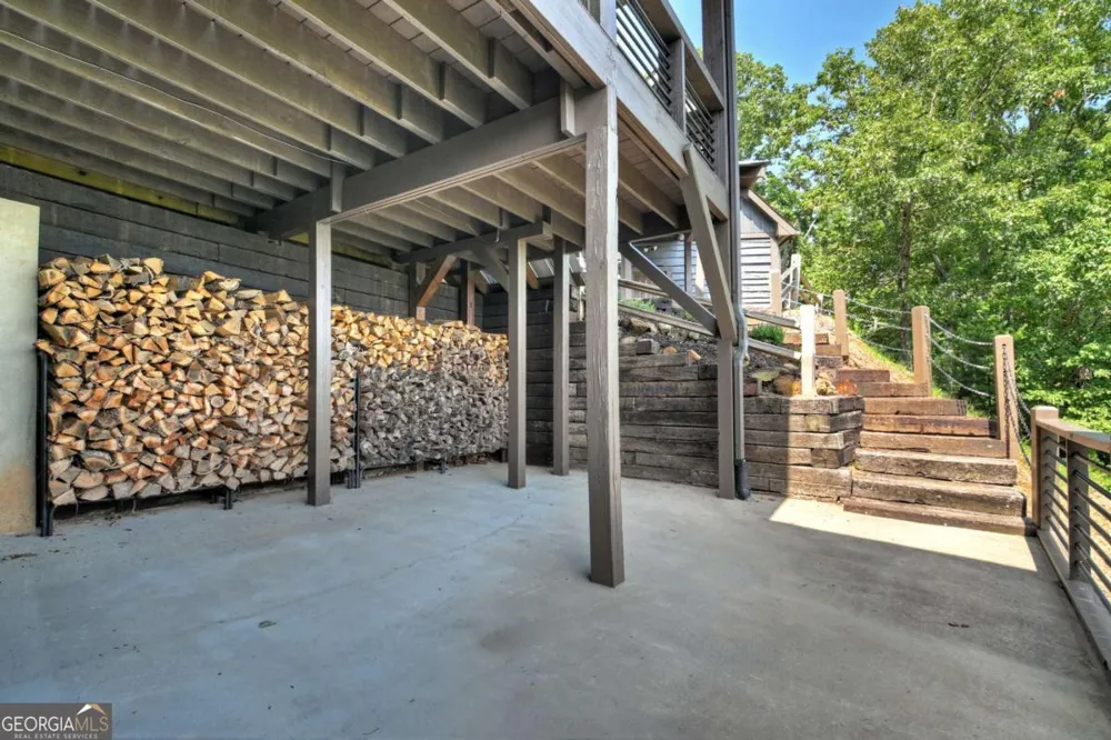 440 Cochise RD Blue Ridge, GA 30513