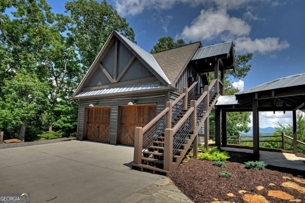 440 Cochise RD Blue Ridge, GA 30513
