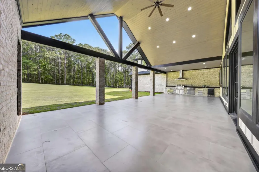 292 Double Springs RD SW Monroe, GA 30656