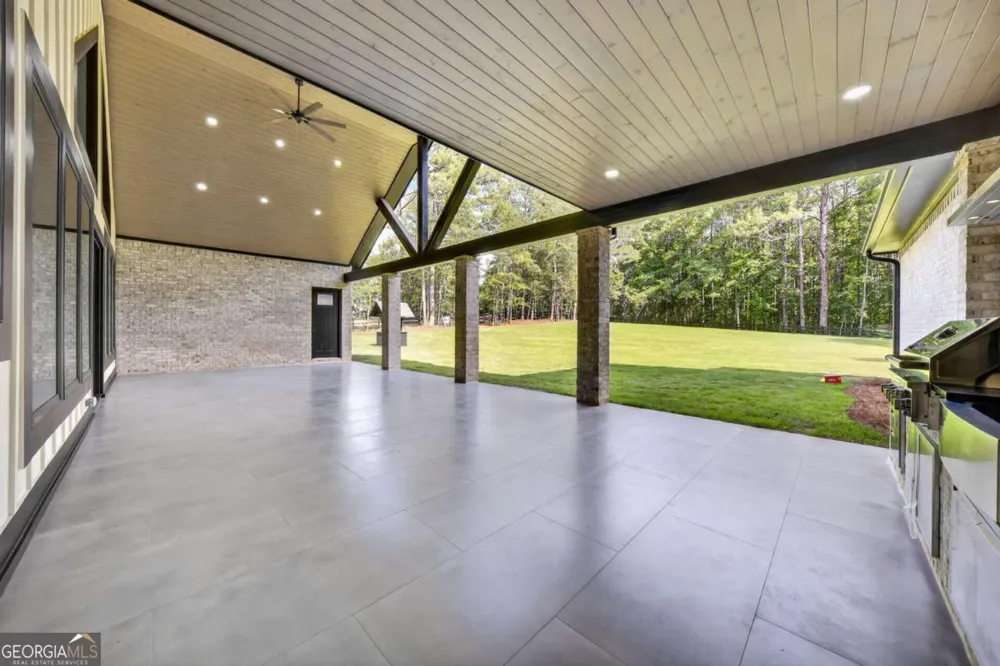 292 Double Springs RD SW Monroe, GA 30656
